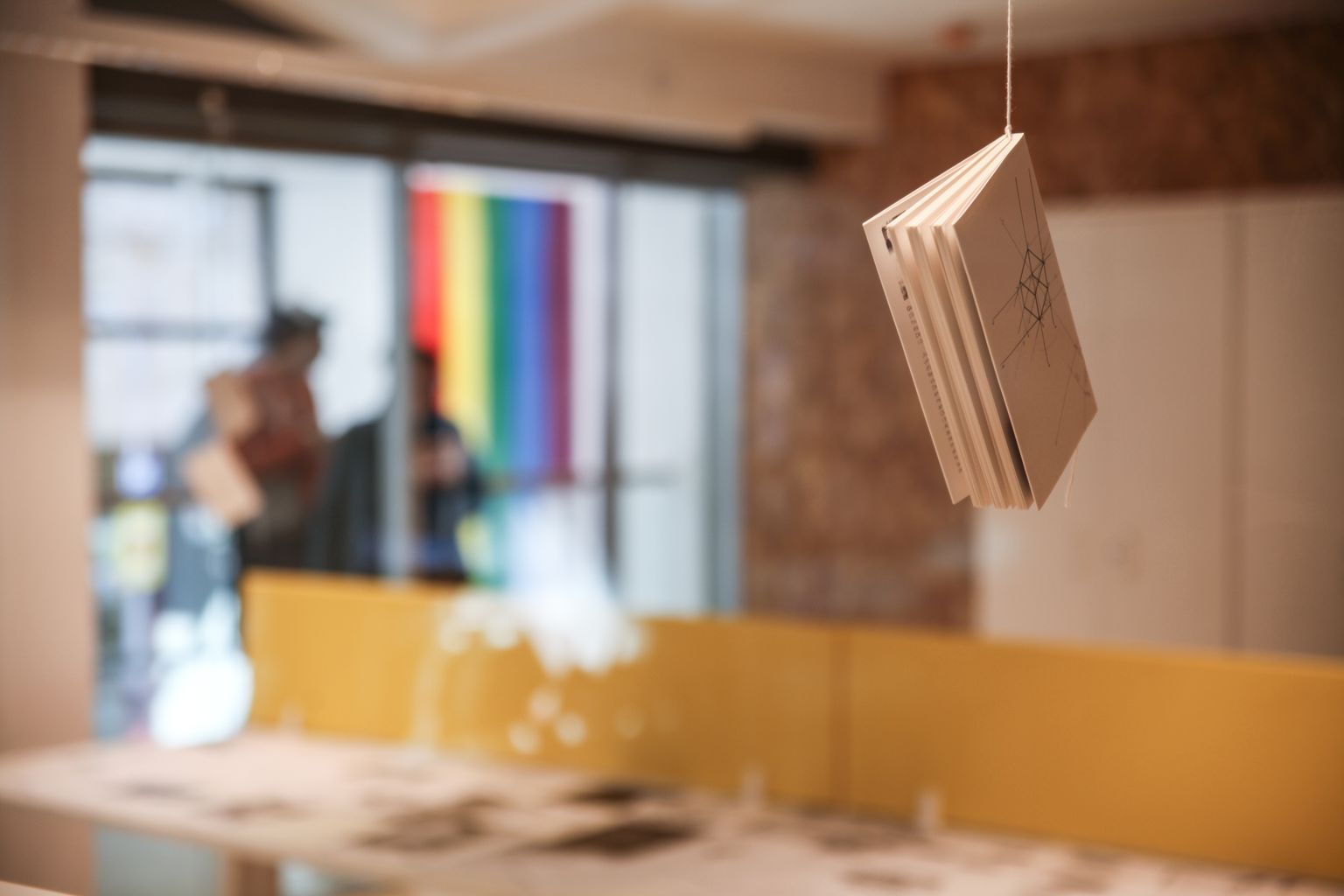 Elements de l'exposició inaugural del Centre LGTBI de Barcelona