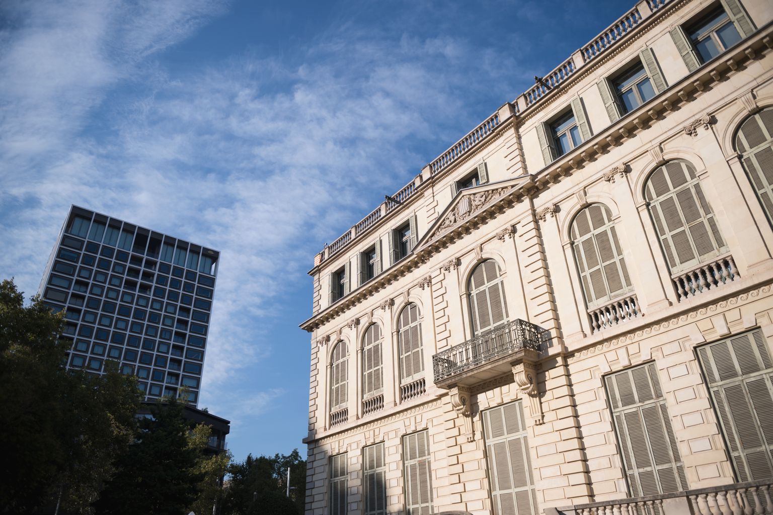 Exterior i façana del Palau Robert