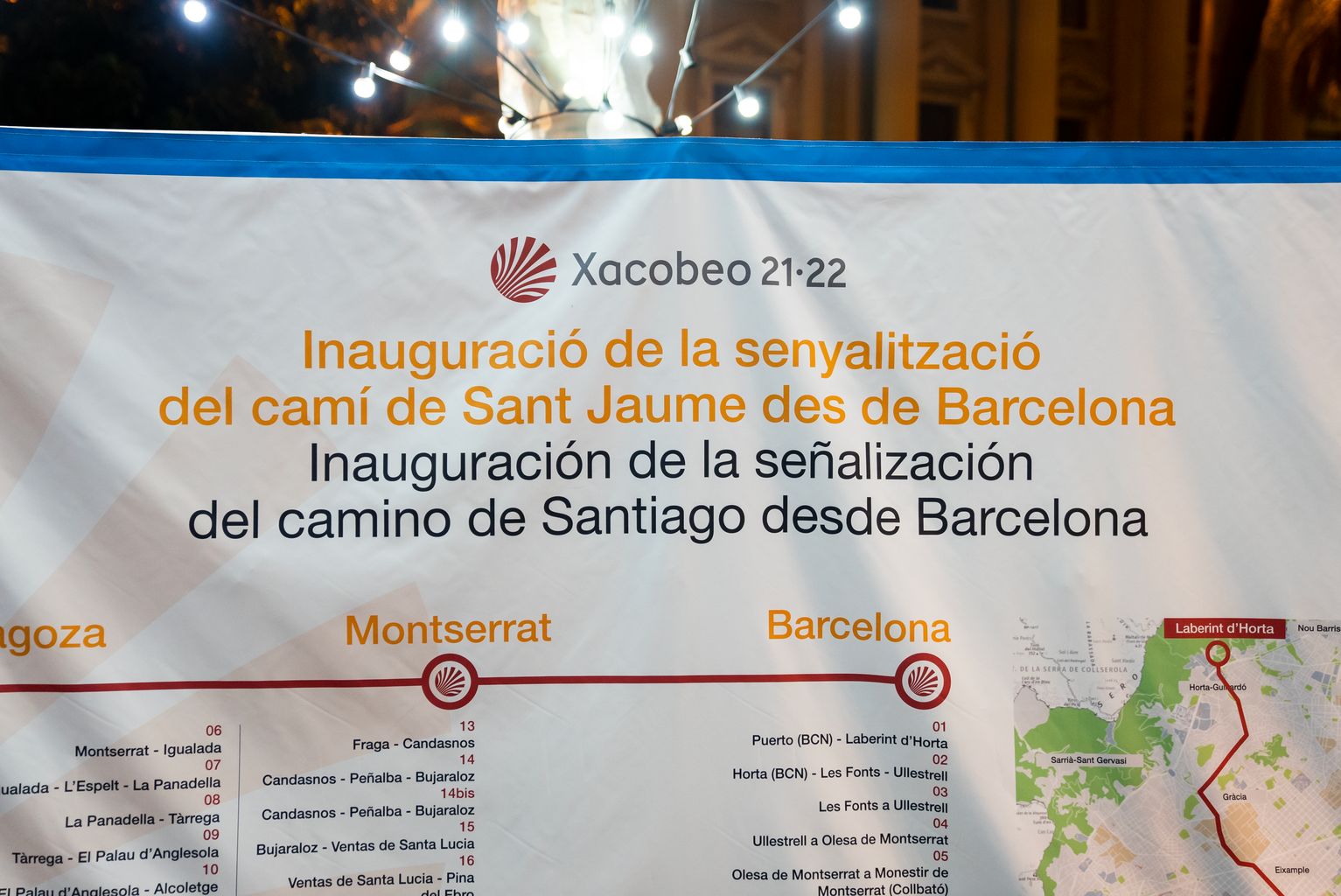 Pal nformatiu de la inauguració de la senyalització del camí de Sant Jaume des de Barcelona