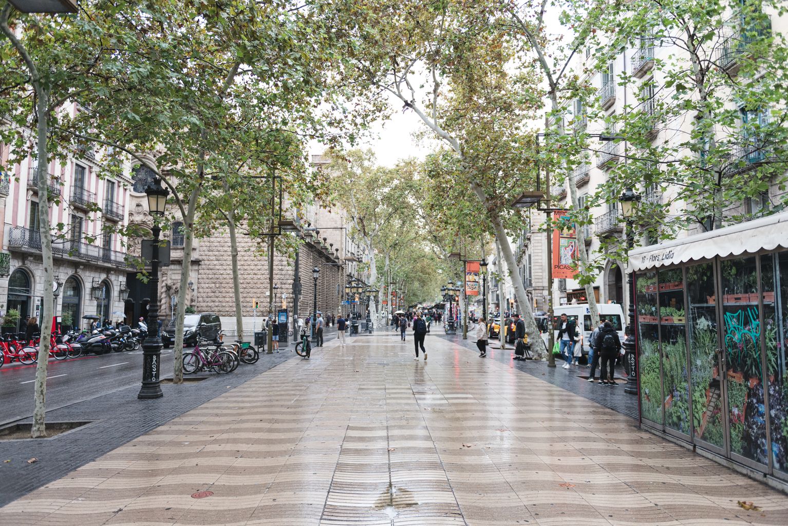 Ambient a la Rambla de Barcelona 