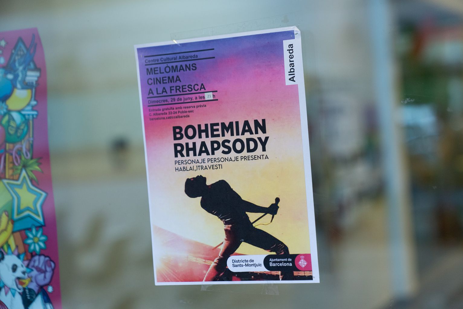 Cartell del cicle Melòmans informant de la programació de la pel·lícula "Bohemian Rhapsody"