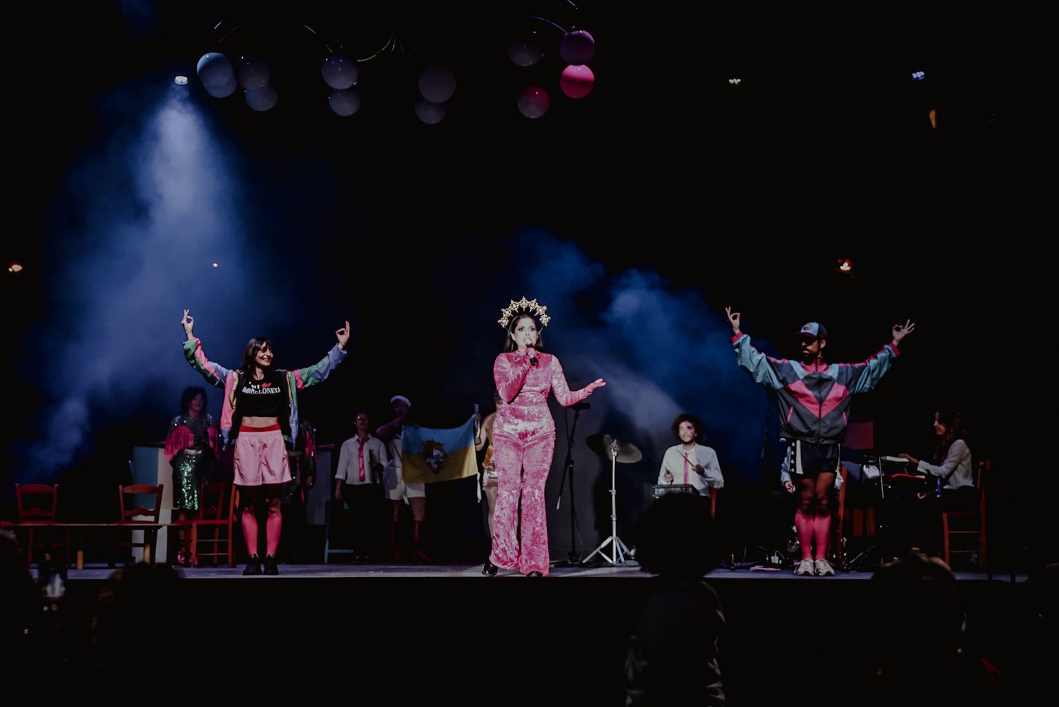 Actuació de Glòria Ribera i els seus acompanyants a l'espectacle "Glòria a la patrona princesa de Barcelona"