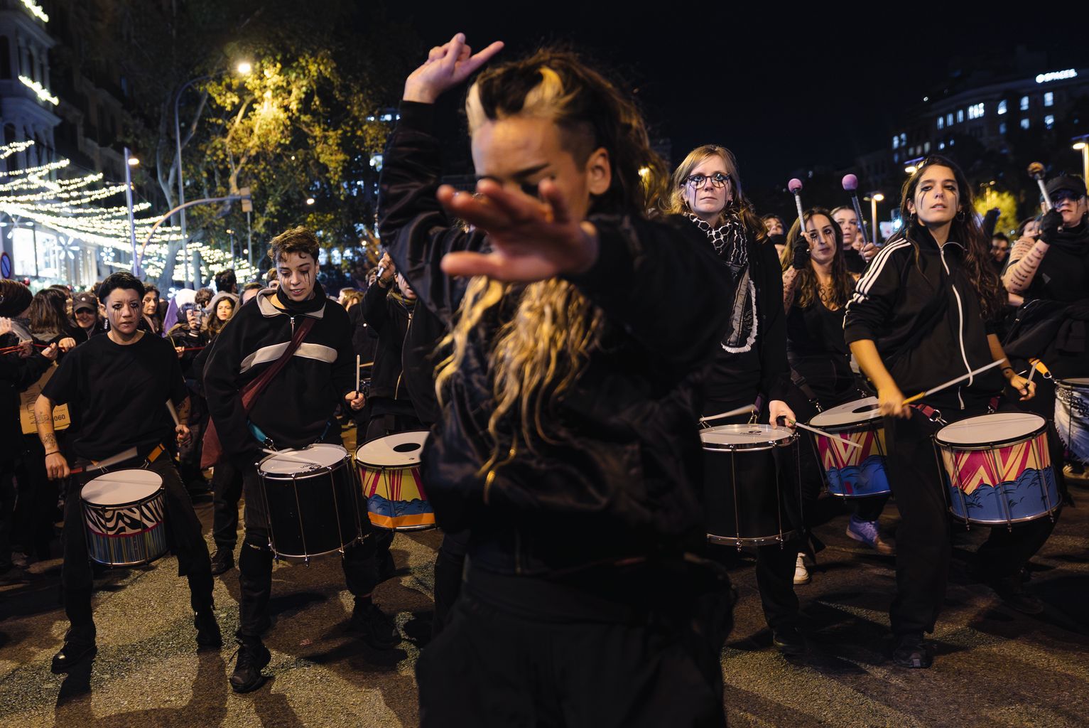 Batucada de la manifestació del 25N contra la violència de gènere