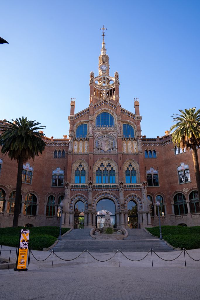 Façana del Recinte Modernista de Sant Pau.