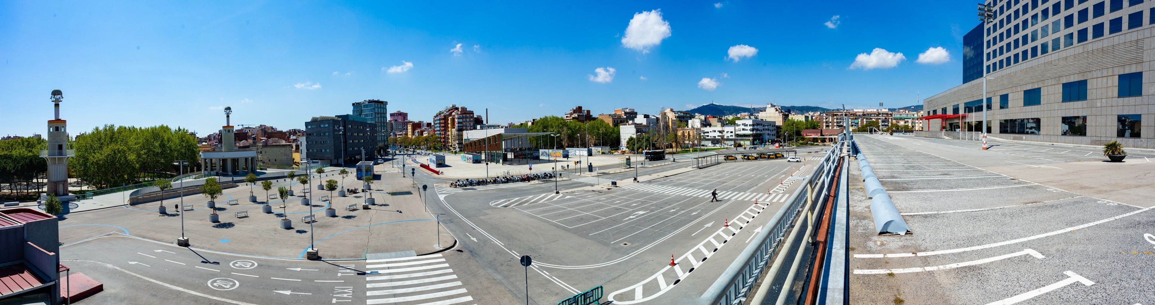 Sants Estació. Vistes des dels aparcaments superiors a l’estació. Districte de Sants-Montjuïc. Barri de Sants. 