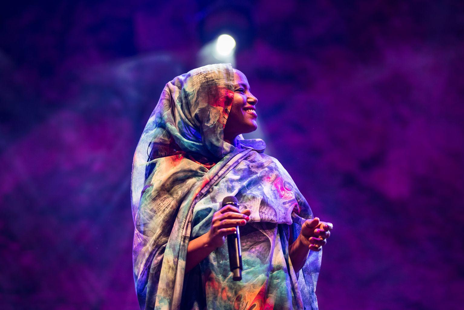 Concert Nòmada Blues de la cantant Aziza Brahim dins de "La Mercè és Música"