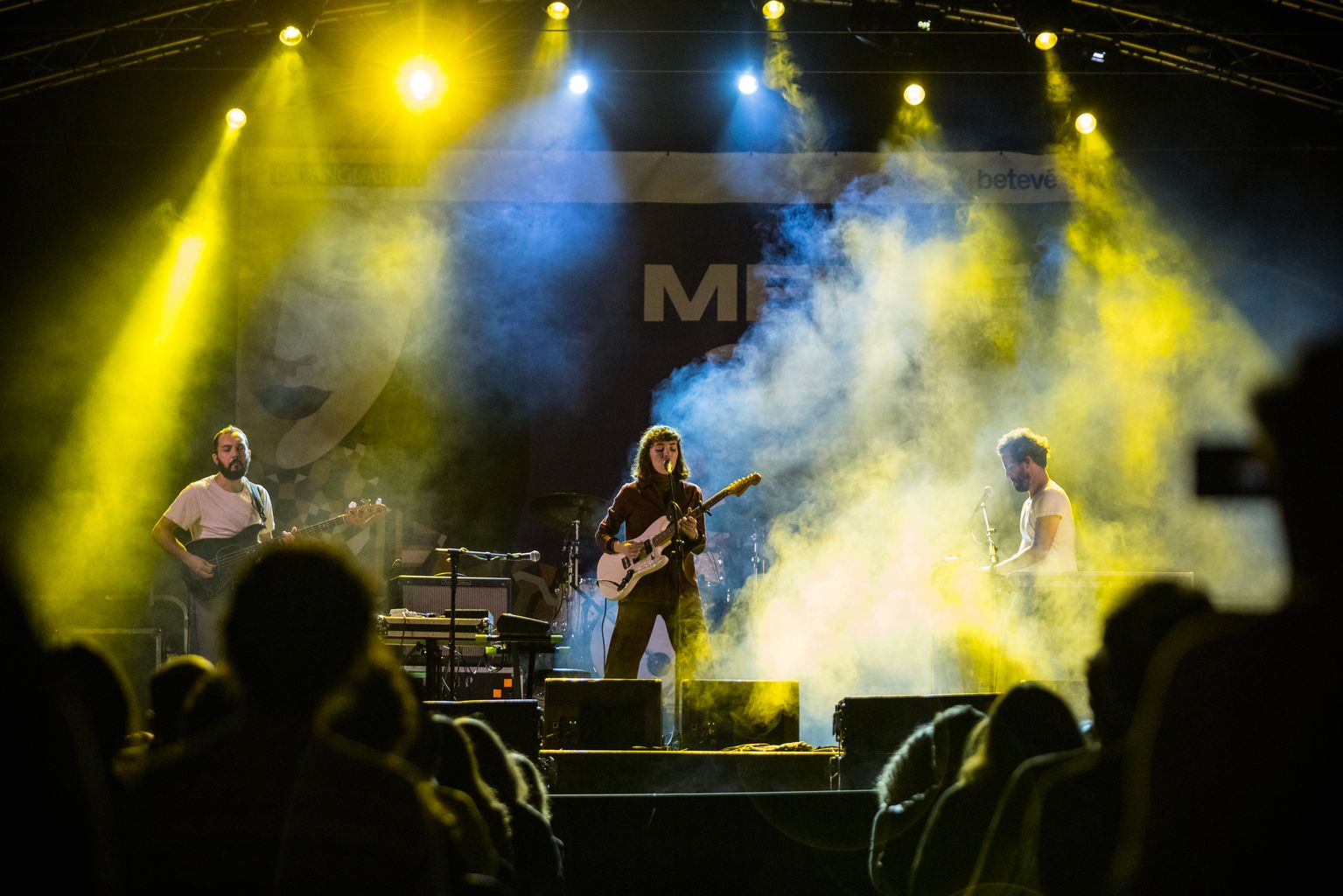 Concert de Núria Graham a l'escenari dels Jardins del Doctor Pla i Armengol en el marc de "La Mercè és Música"