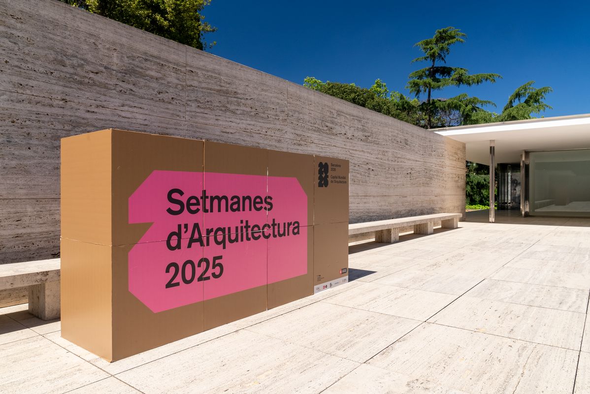 
             Cartel de las Semanas de Arquitectura 2025 en la entrada del Instituto Munici...
             Autor: Júlia Arnau
             Ver los detalles de la imagen Cartel de las Semanas de Arquitectura 2025 en la entrada del Instituto Munici...
             