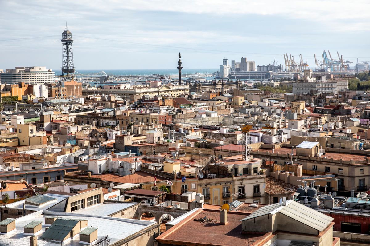 
             Vistes de Barcelona des del mirador de Maria Aurèlia Capmany. Vistes dels ter...
             Autor: Edu Bayer
             Mostra els detalls de la imatge Vistes de Barcelona des del mirador de Maria Aurèlia Capmany. Vistes dels ter...
             