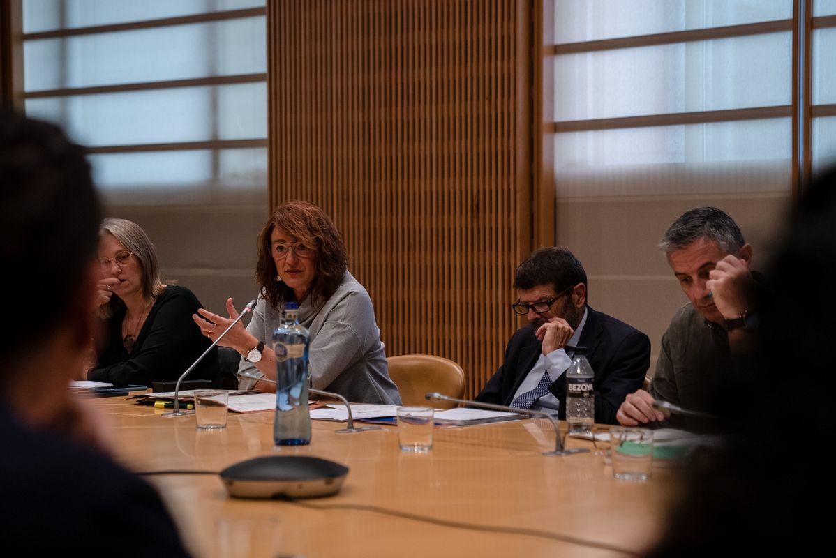 
             Intervenció de Laia Bonet durant la reunió d’entitats pel Pla Endreça a la Sa...
             Autor: Martí Petit
             Mostra els detalls de la imatge Intervenció de Laia Bonet durant la reunió d’entitats pel Pla Endreça a la Sa...
             