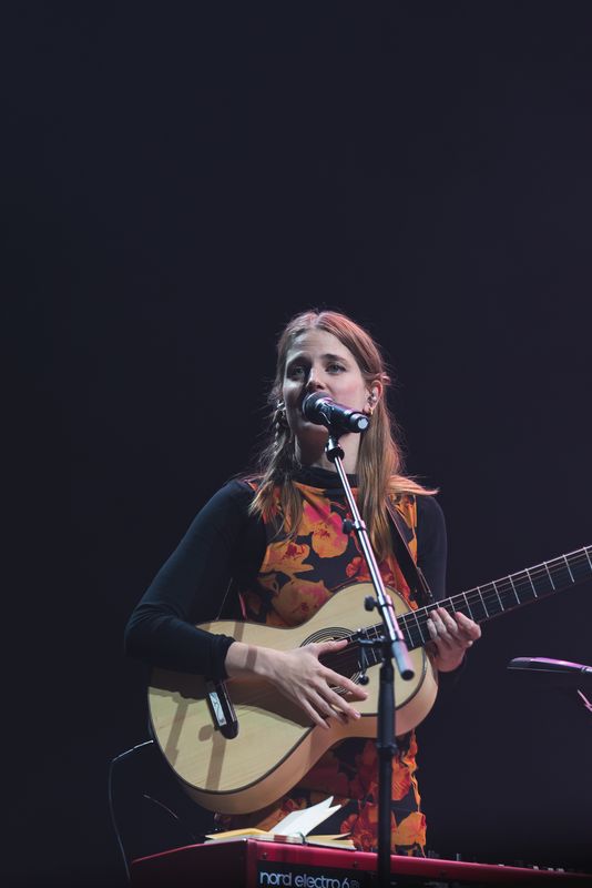 
             Actuació de Lucía Fumero durant el concert ‘Barcelona amb València’
             Autor: Josbel A. Tinoco
             Mostra els detalls de la imatge Actuació de Lucía Fumero durant el concert ‘Barcelona amb València’
             