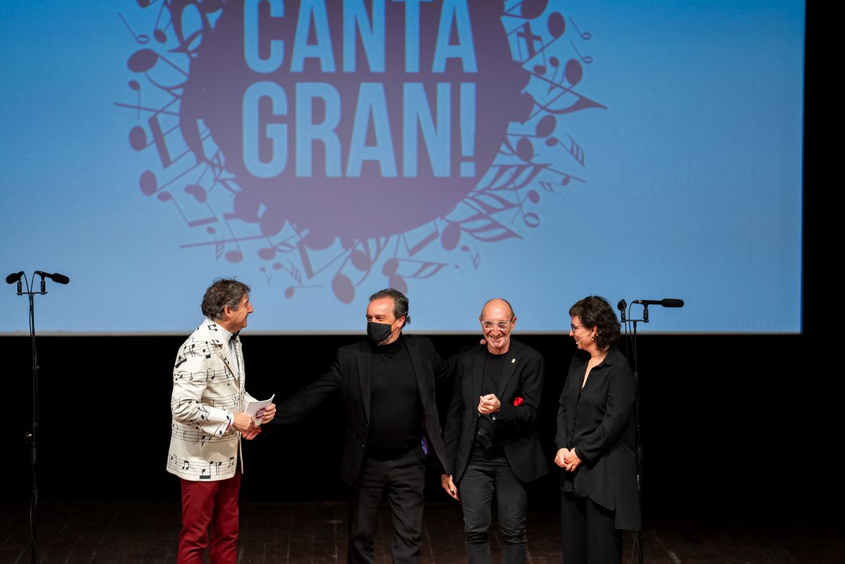 
             Presentación del documental  