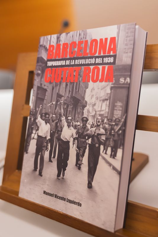 
             Portada del libro “Barcelona Ciutat Roja. Topografia de la Revolució de 1936”...
             Autor: Josbel A. Tinoco
             Ver los detalles de la imagen Portada del libro “Barcelona Ciutat Roja. Topografia de la Revolució de 1936”...
             