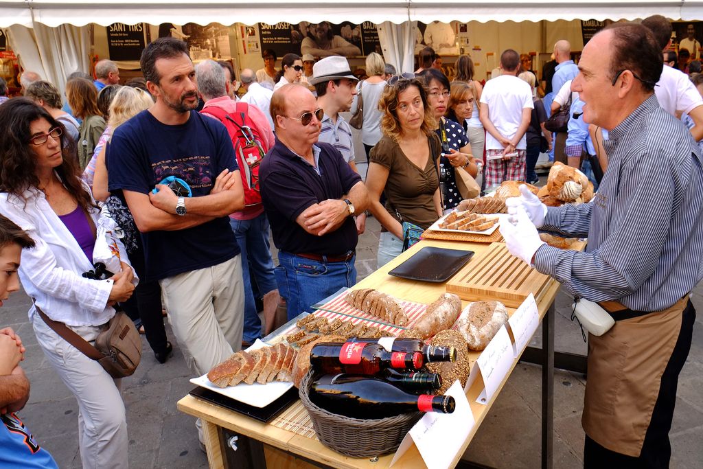 Mercat de Mercats. Parada de pans i cerveses