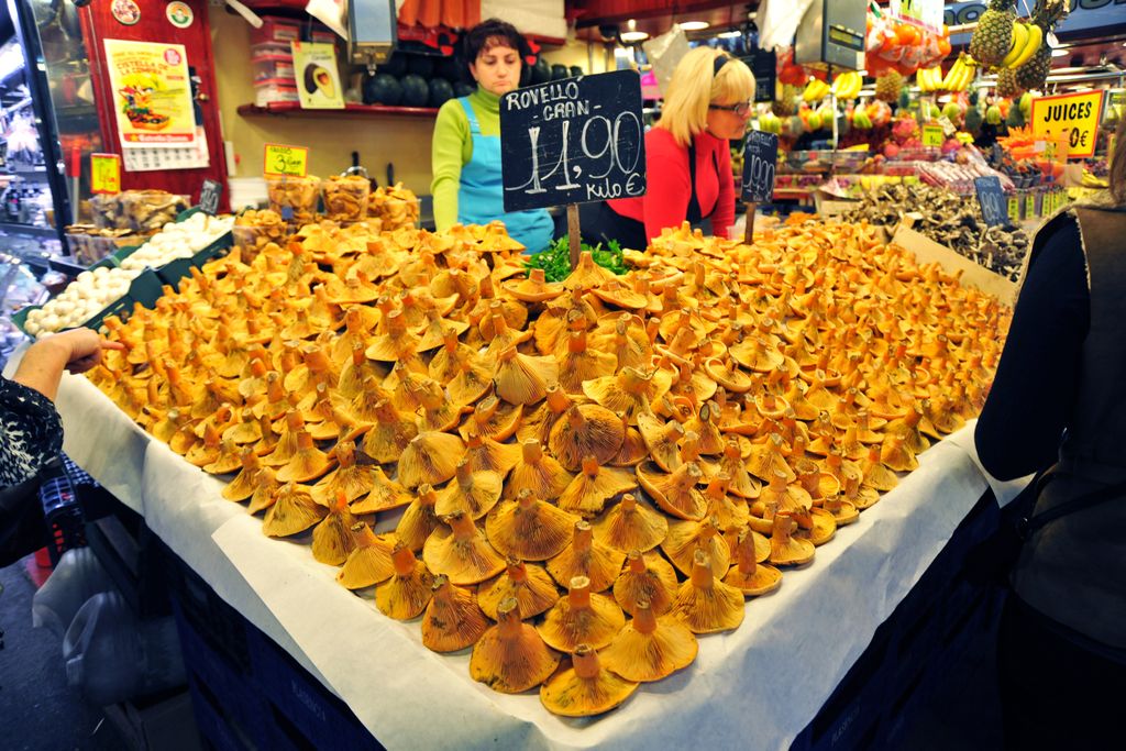 Parades de bolets al Mercat de la Boqueria