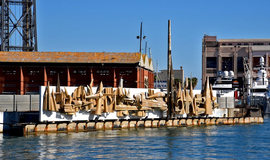 Escultura Sideroploide, Ferroestructura núm. 5,  o Als homes de la mar, de Salvador Aulèstia i Vázquez