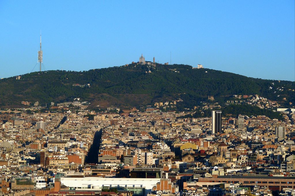 Vista parcial de Barcelona de mar a muntanya