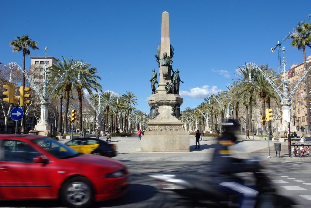 Monument a Rius i Taulet del passeig de Lluís Companys