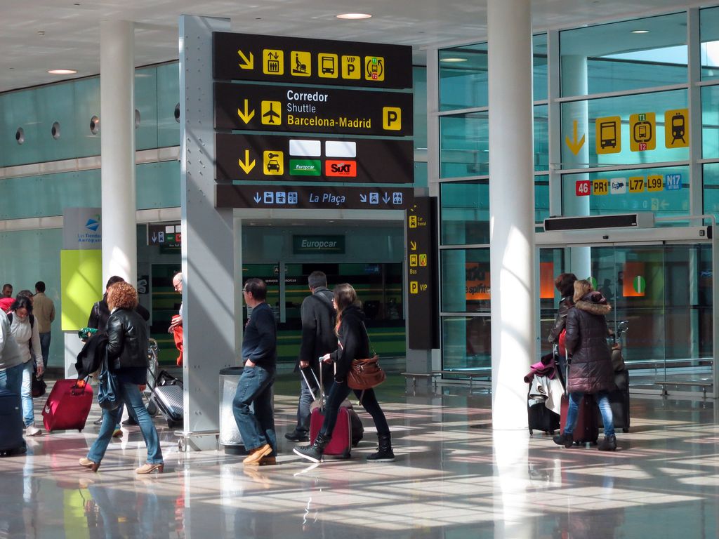 Aeroport de Barcelona. Interior de la Terminal 1