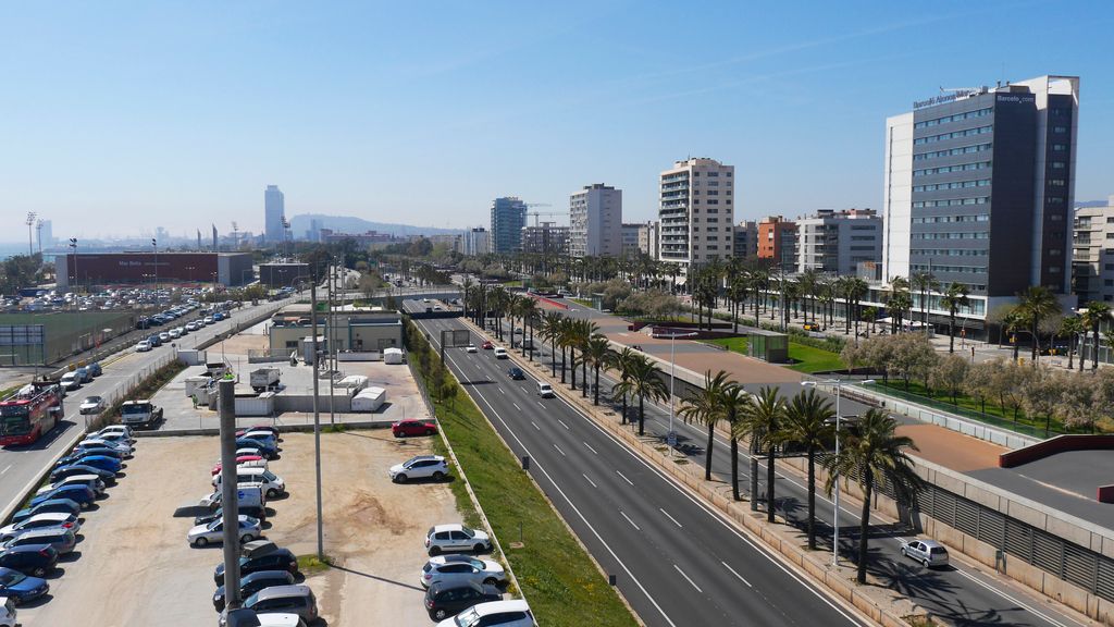 Vista de la ronda del Litoral a l'altura de Diagonal Mar