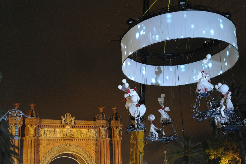 Espectacle "Pedalejant cap al cel" al Grec 2012