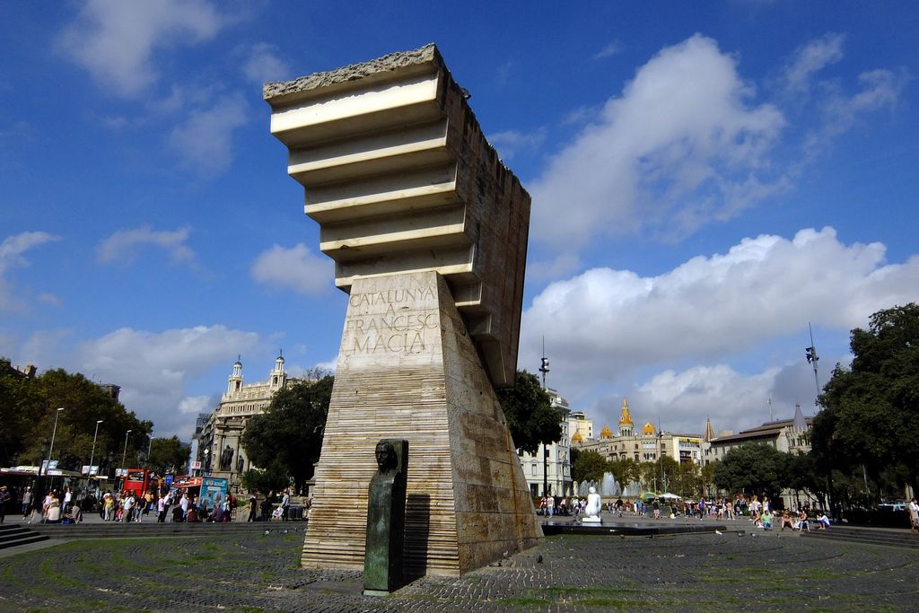 Monument a Francesc Macià