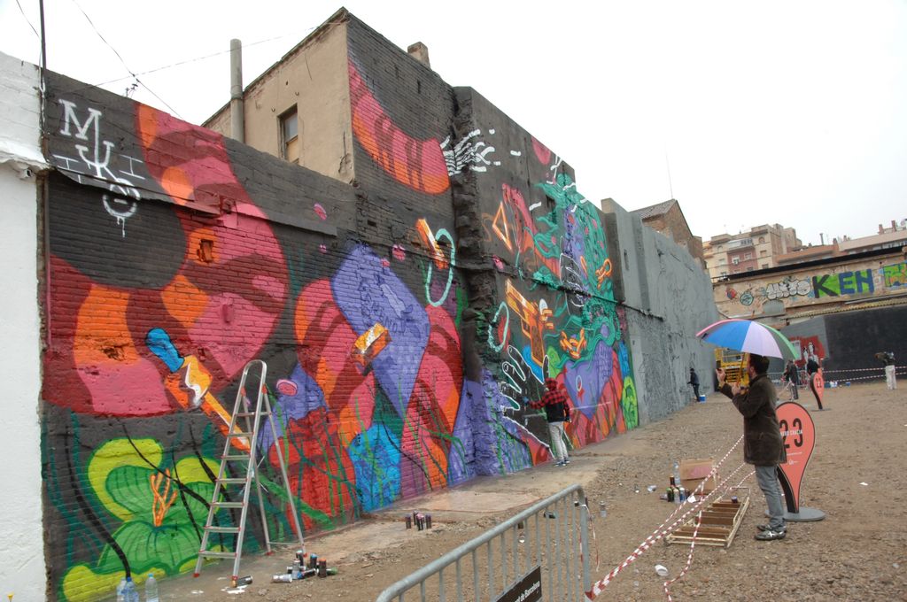 Festival Ús Barcelona, 2014. Obra de Muro Cracia