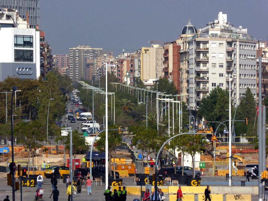 Avinguda Meridiana, tram entre Glòries i el carrer de València. Glòries.