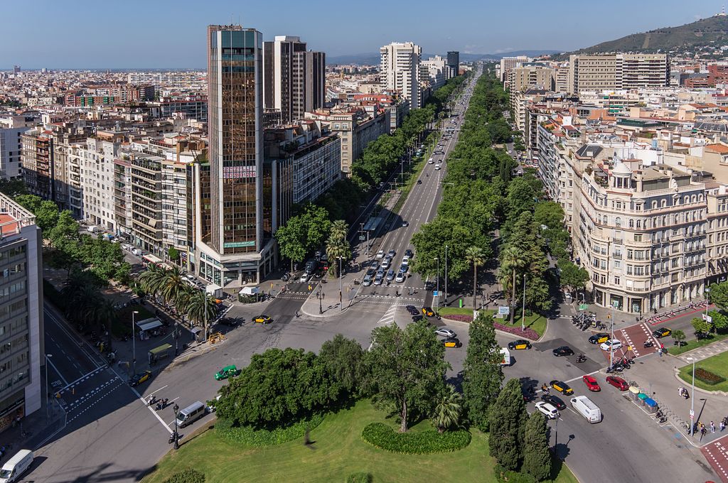 Vista aèria des de la plaça de Francesc Macià fins a la Zona Universitària de l'avinguda Diagonal