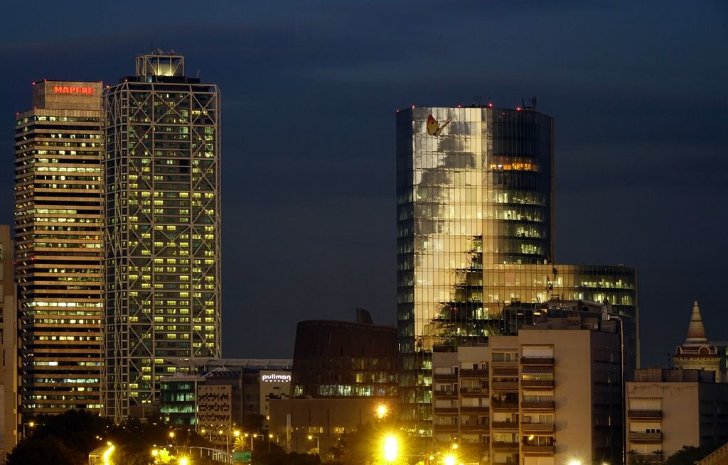 Torre Mapfre, Hotel Arts i Gas Natural a la nit