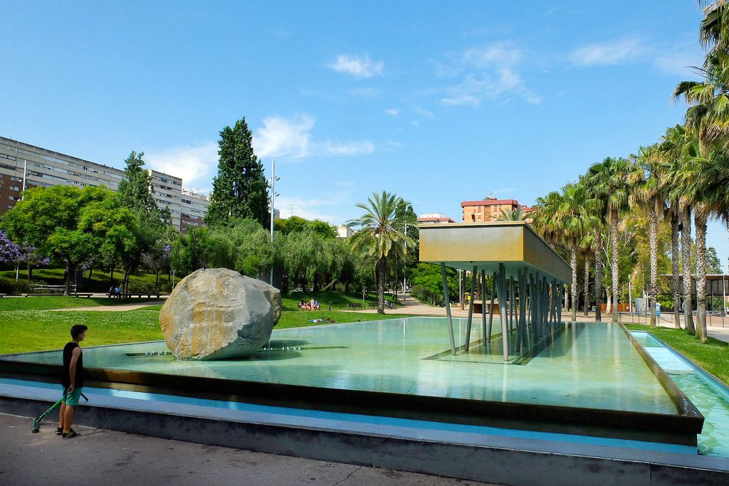 Parc de Josep M. Serra Martí. Font màgica Manuel de Falla