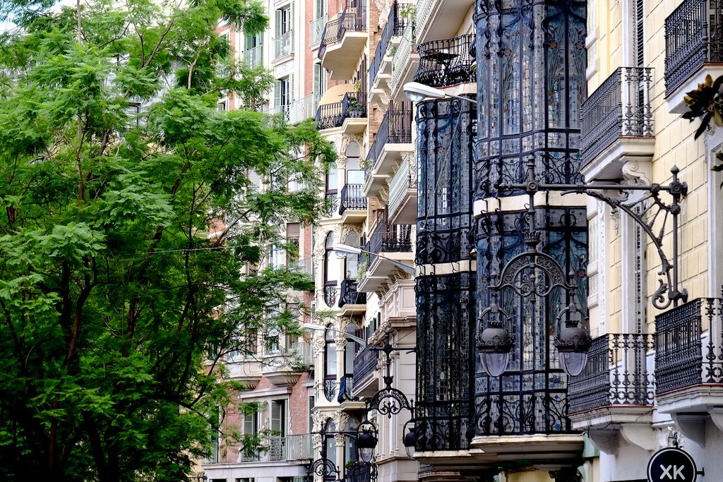 Edificis dels jardinets de Gràcia