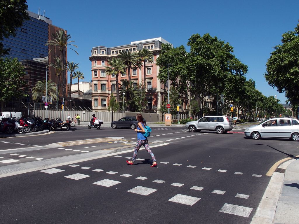 Passeig de Sant Joan. Pas de vianants