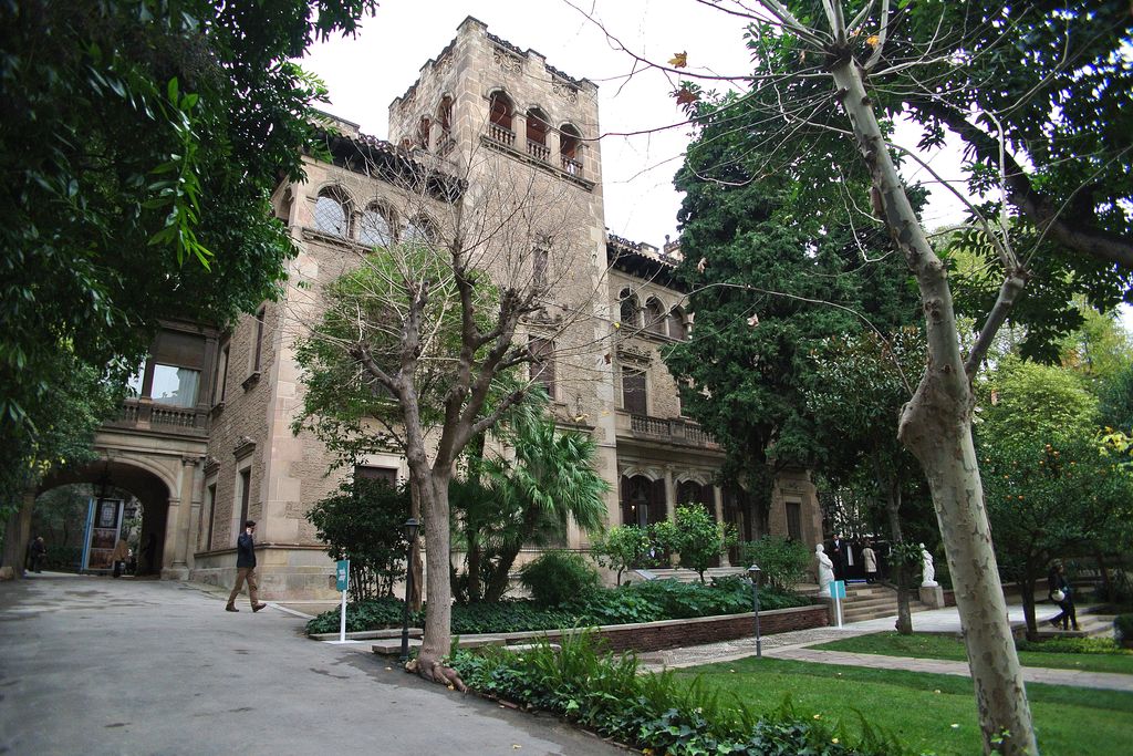 Edifici de la Fundació Julio Muñoz Ramonet (Can Fabra)