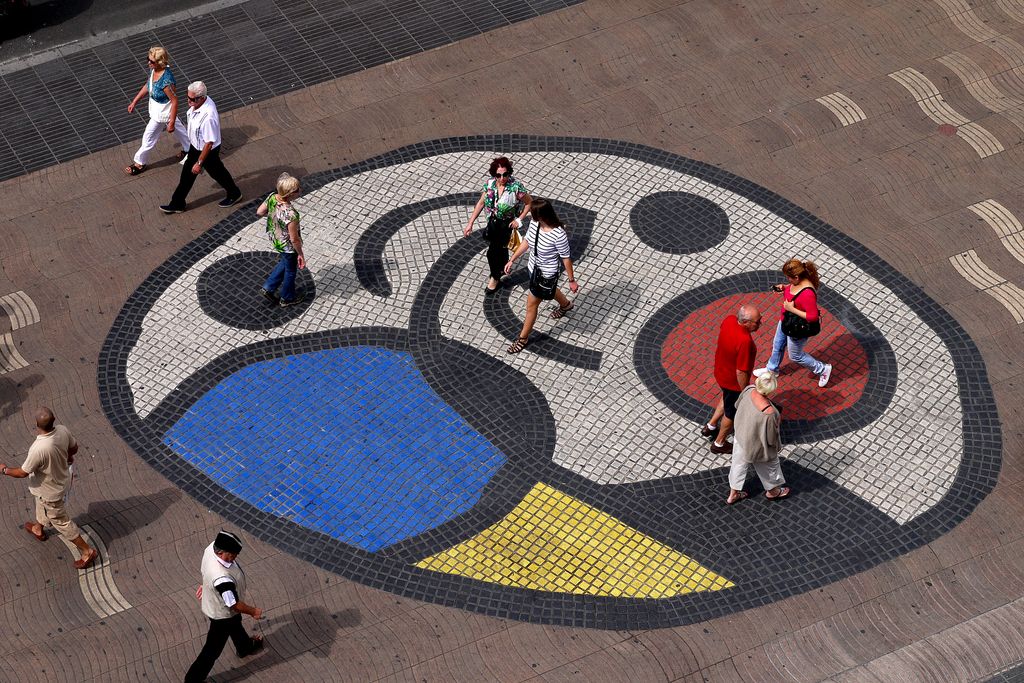 Mosaic del Pla de l'Os (paviment Miró). Vista aèria