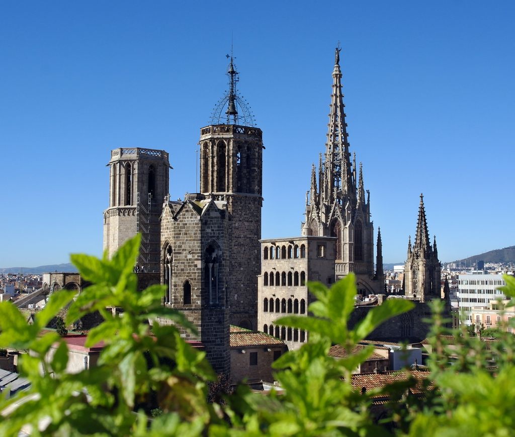 Cimbori, campanar i torres de la Catedral de Barcelona, Torre del Rei Martí i campanar de la Capella de Santa Àgata