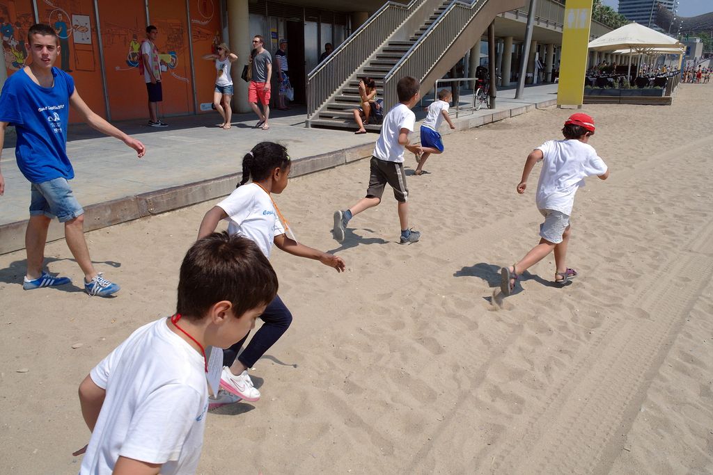 Espai d'Educació Ambiental El Centre de la Platja. Nens al casal d'estiu