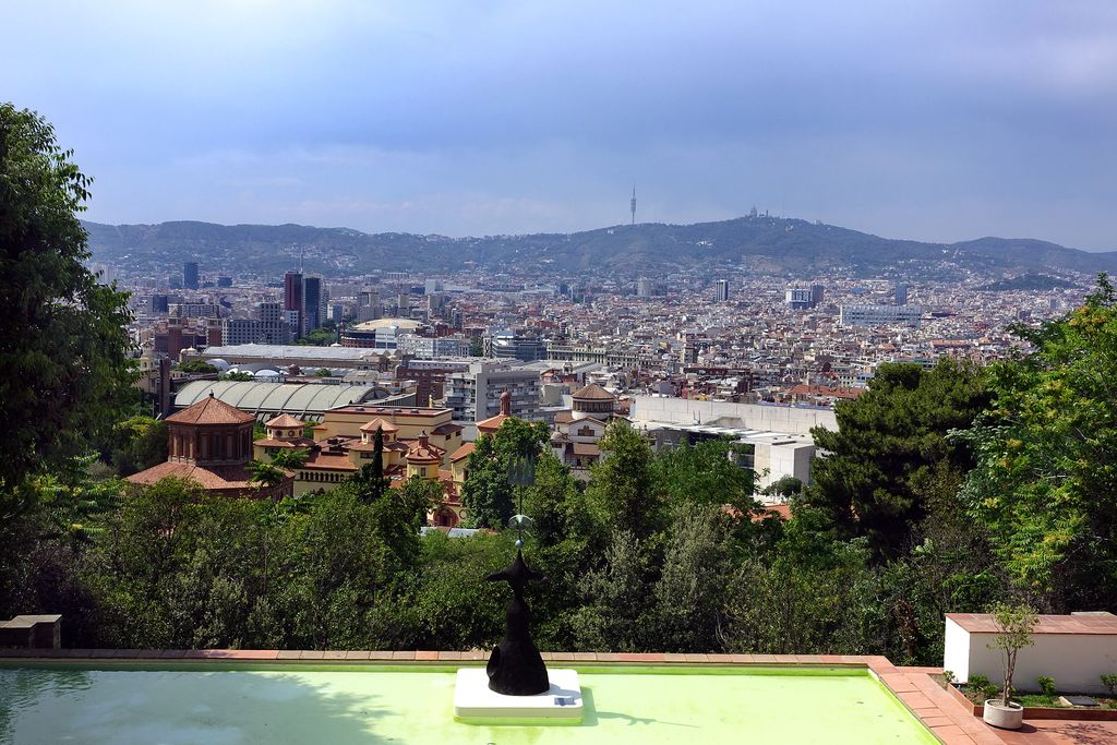Fundació Joan Miró. Jardins amb vistes a Barcelona