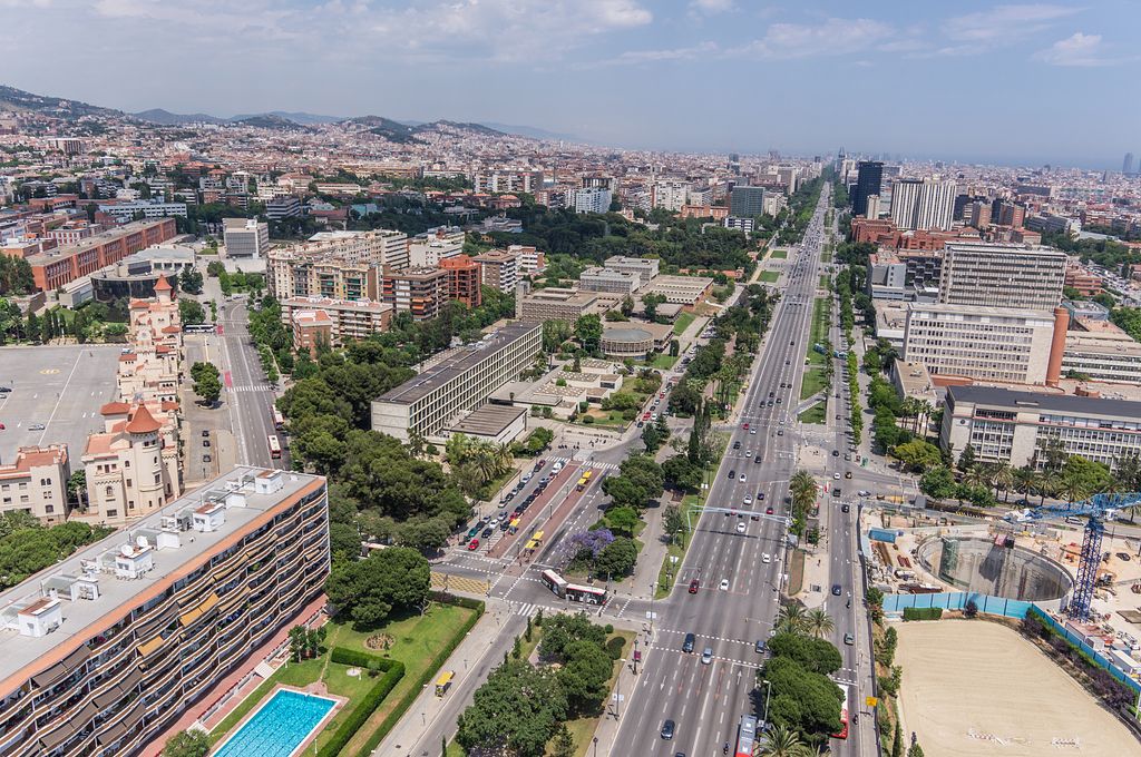 Vista aèria de l'avinguda Diagonal des de la Zona Universitària al nord