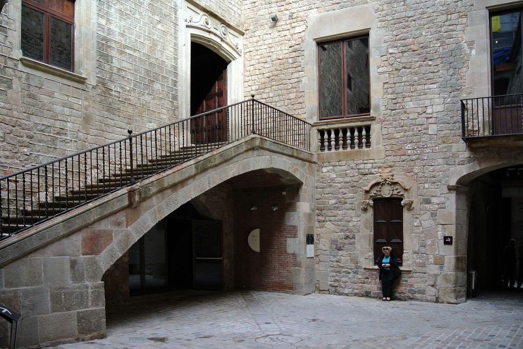 Museu de les Cultures del Món. Escales