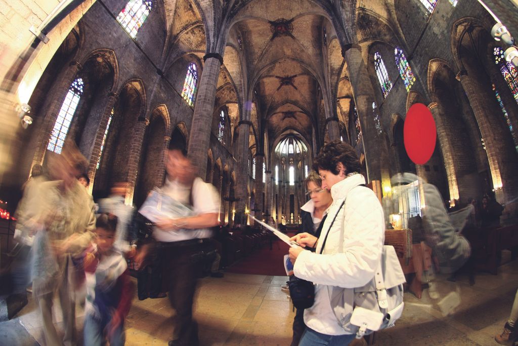 Església de Santa Maria del Mar. Vista de l'interior amb ull de peix