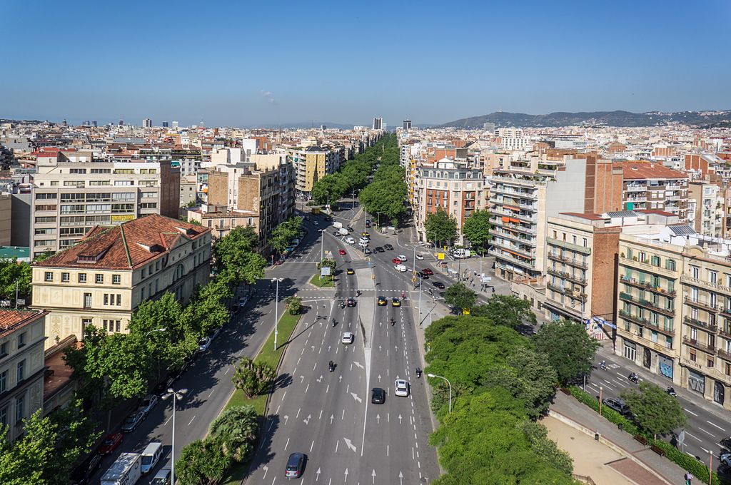 Vista aèria de l'avinguda Diagonal cruïlla amb el carrer d'Aragó