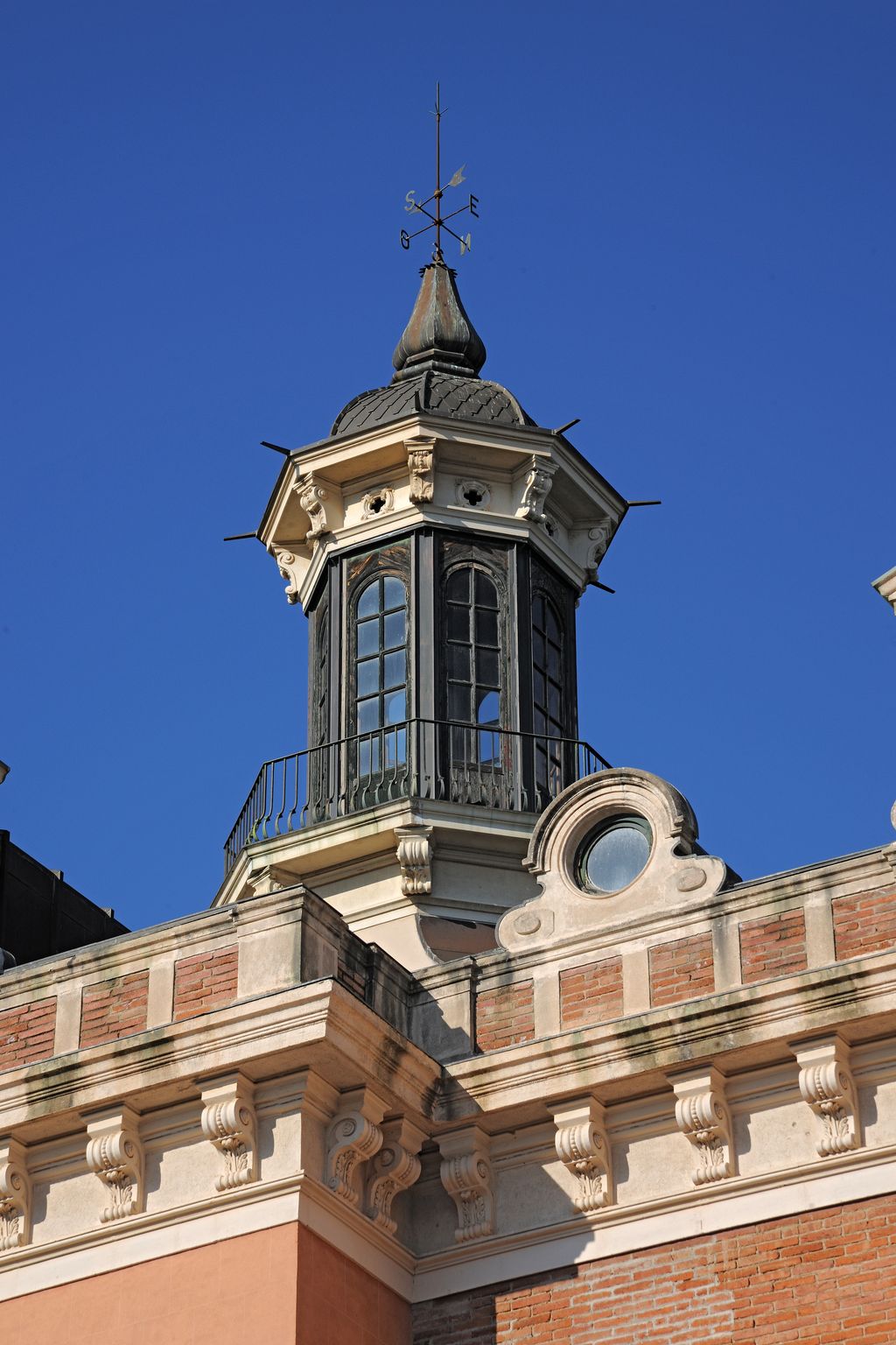 Palau de les Heures o Casa Gallart. Torre