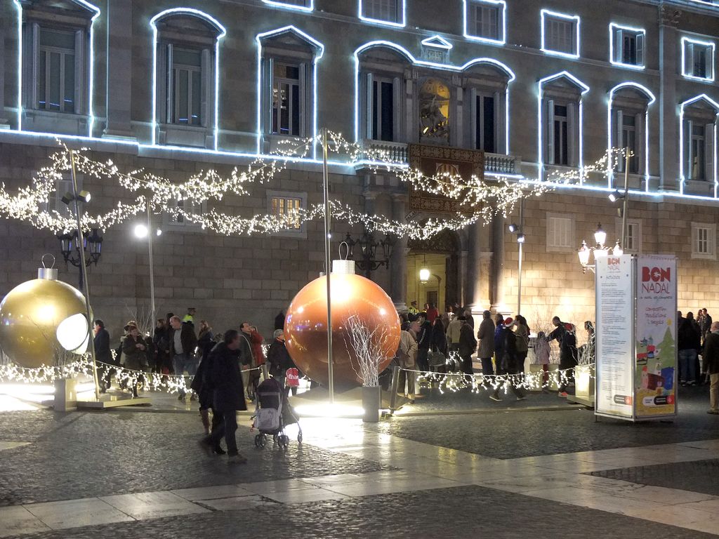 Pessebre a la plaça de Sant Jaume 2012 que homenatja els diorames.