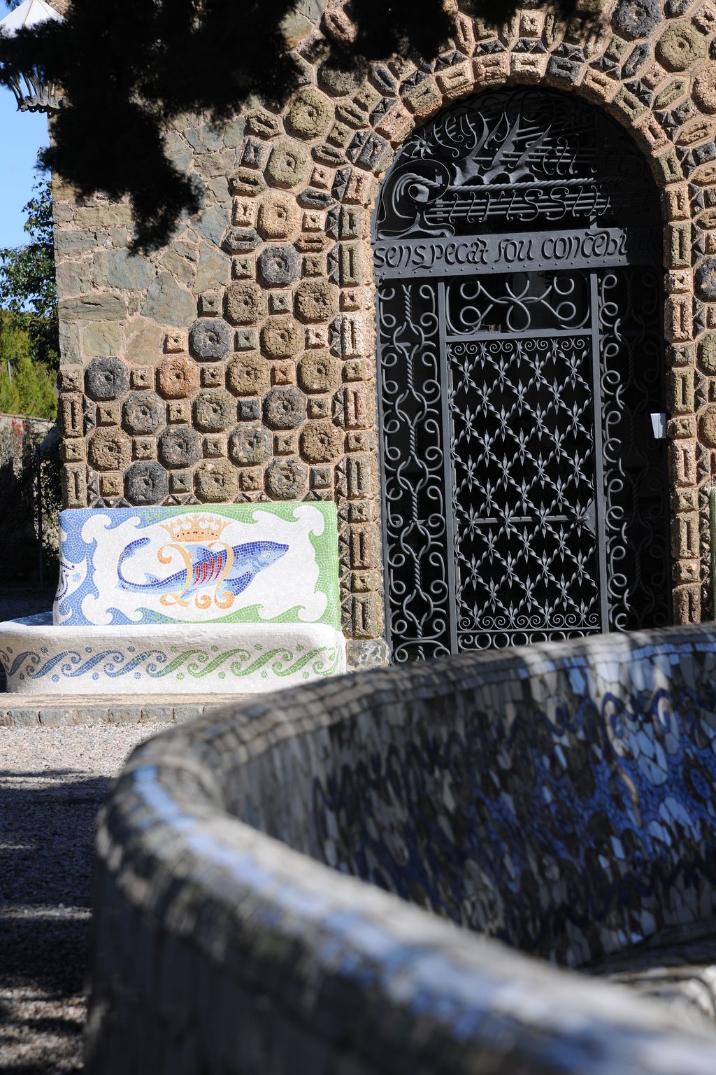 Torre Bellesguard - Casa Figueres. Porta