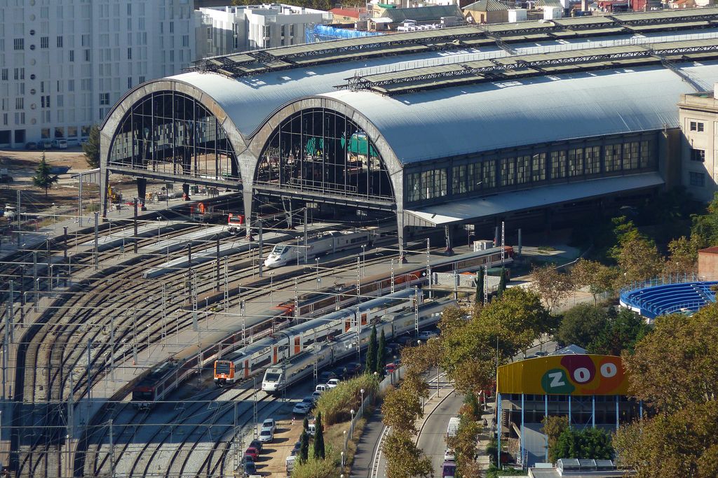 Estació de França des de l'aire. Infraestructures ferroviàries i urbanisme al voltant