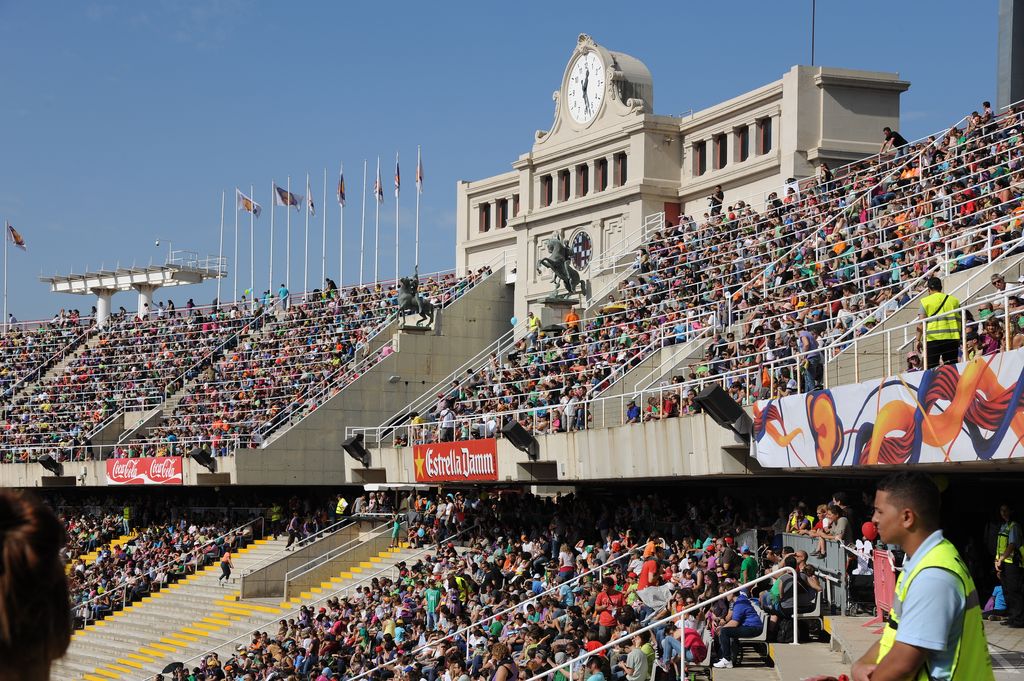 La Festa dels Súpers a l'Estadi Olímpic. Grades