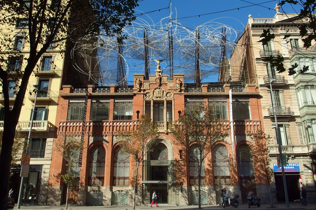 Fundació Antoni Tàpies. Façana