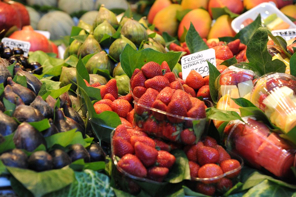 Mercat de la Boqueria. Parades de fruites