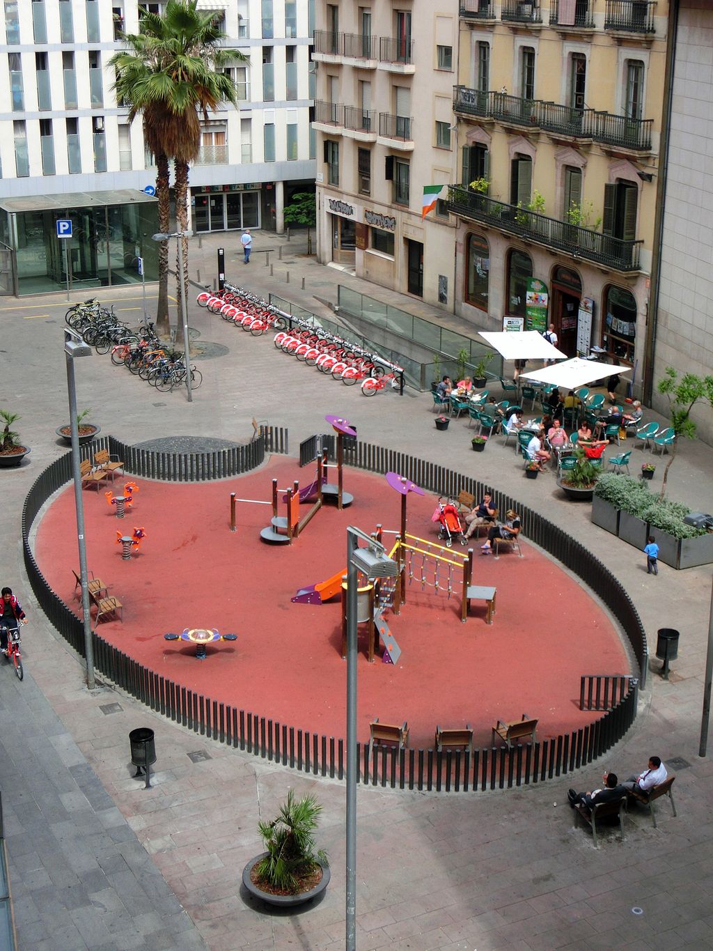 Plaça de Joaquim Xirau i Palau. Foto aèria